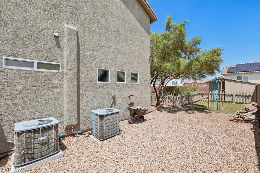 1060 Silver Star Street
