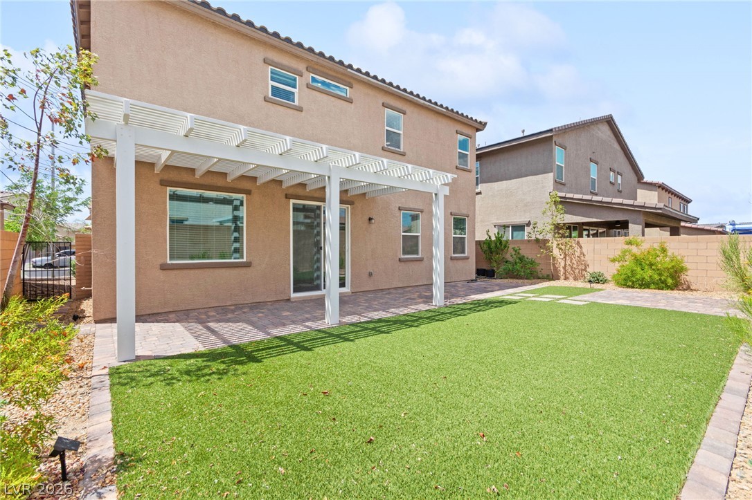 528 Sunny Pointe Street