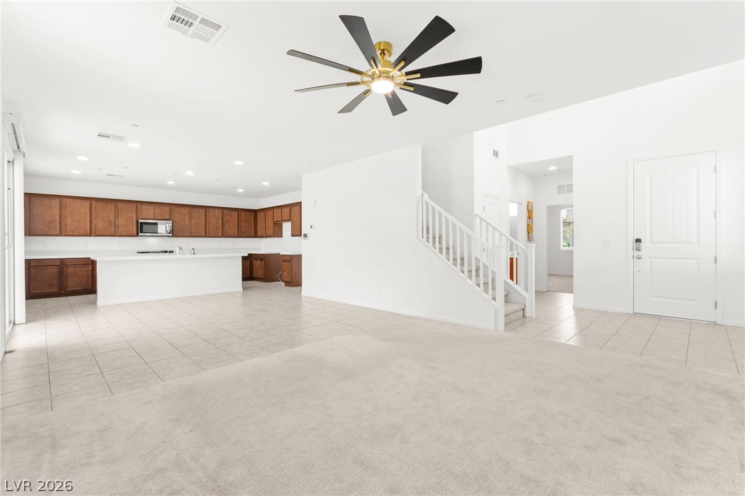 528 Sunny Pointe Street