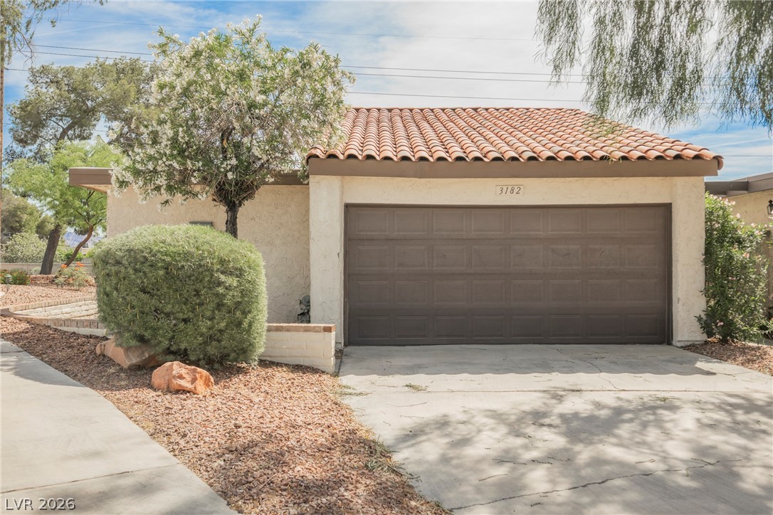 3182 Pradera Circle