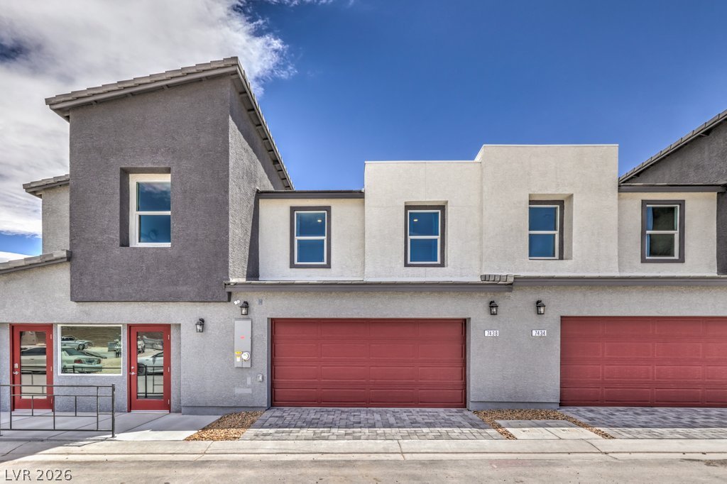 7373 Joanna Brook Street
