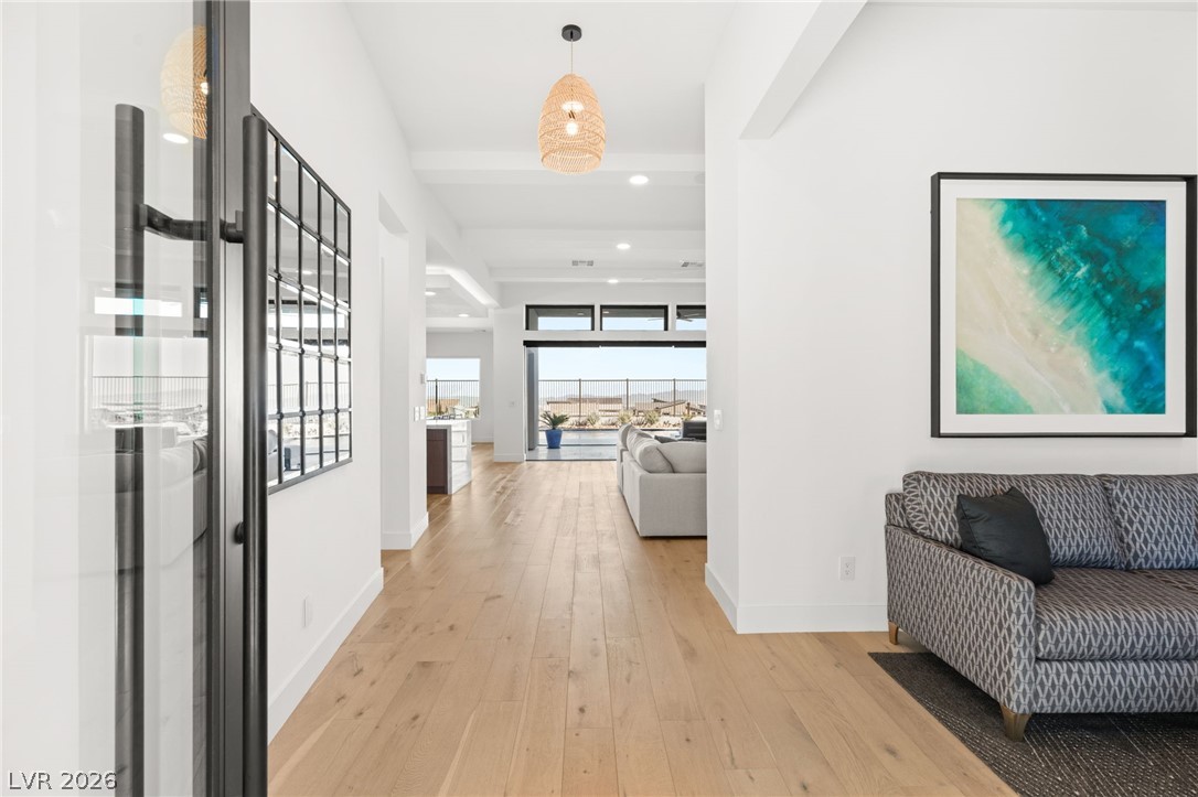 508 Vista Sunset Avenue