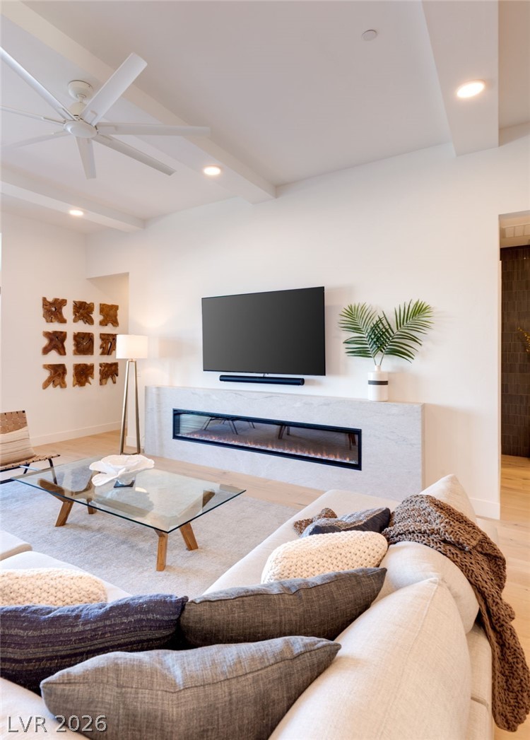 508 Vista Sunset Avenue