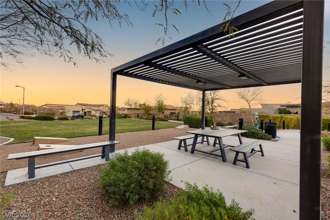 508 Vista Sunset Avenue