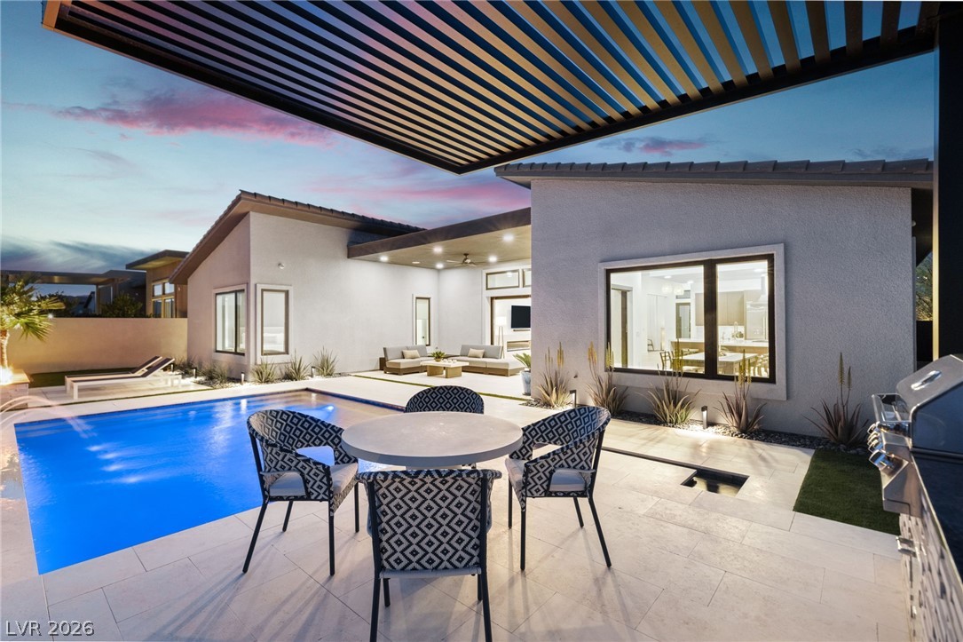 508 Vista Sunset Avenue