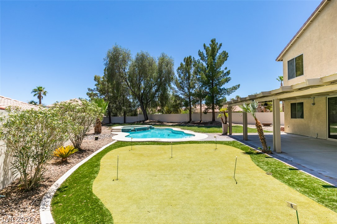 4900 Tindari Street