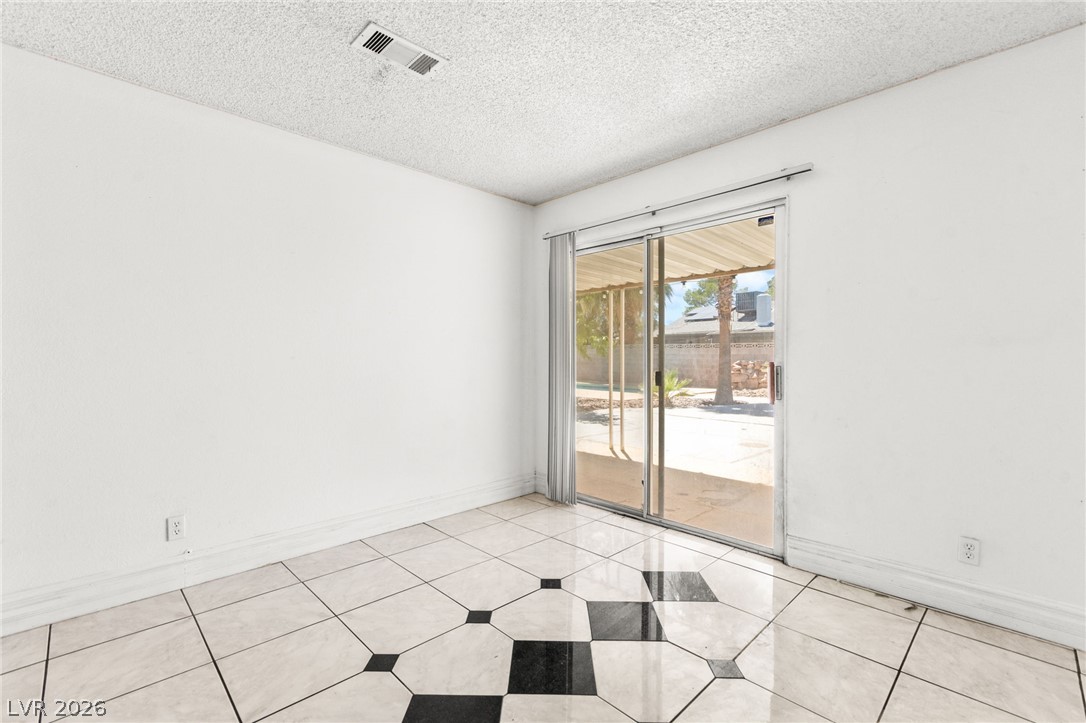 2403 Bonita Lane