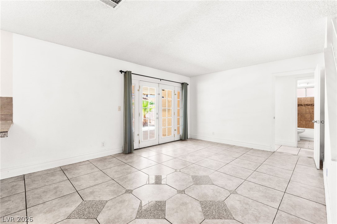 2403 Bonita Lane