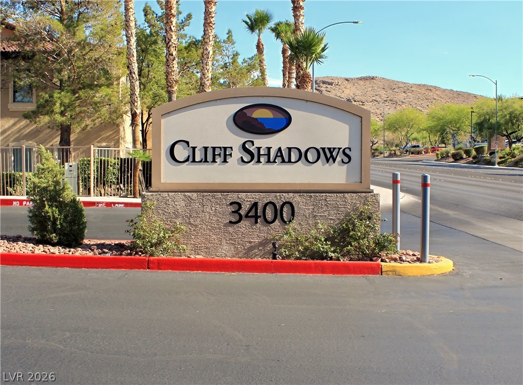 3540 Cactus Shadow Street 102