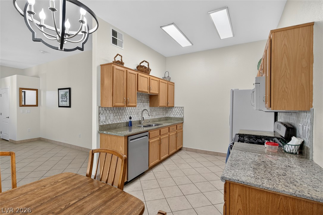 3540 Cactus Shadow Street 102