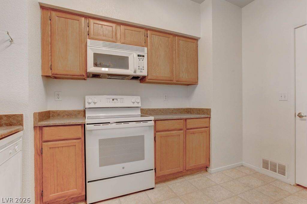 6650 West Warm Springs Road 1080