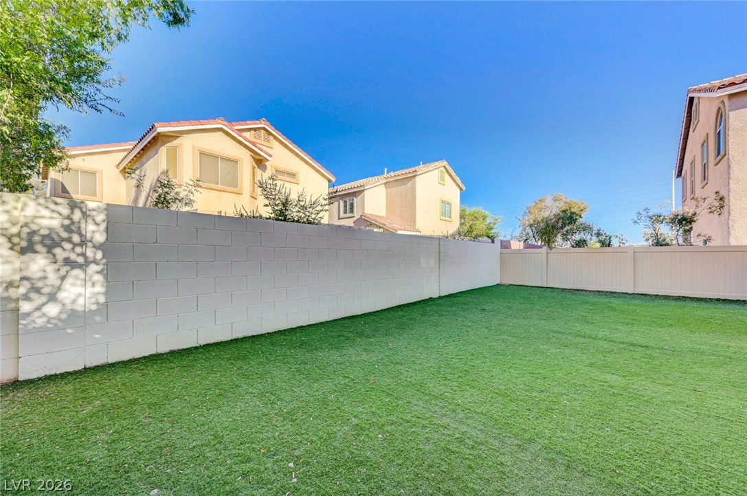 8838 Red Raven Court