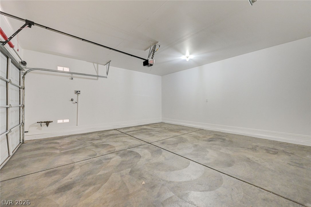 8838 Red Raven Court