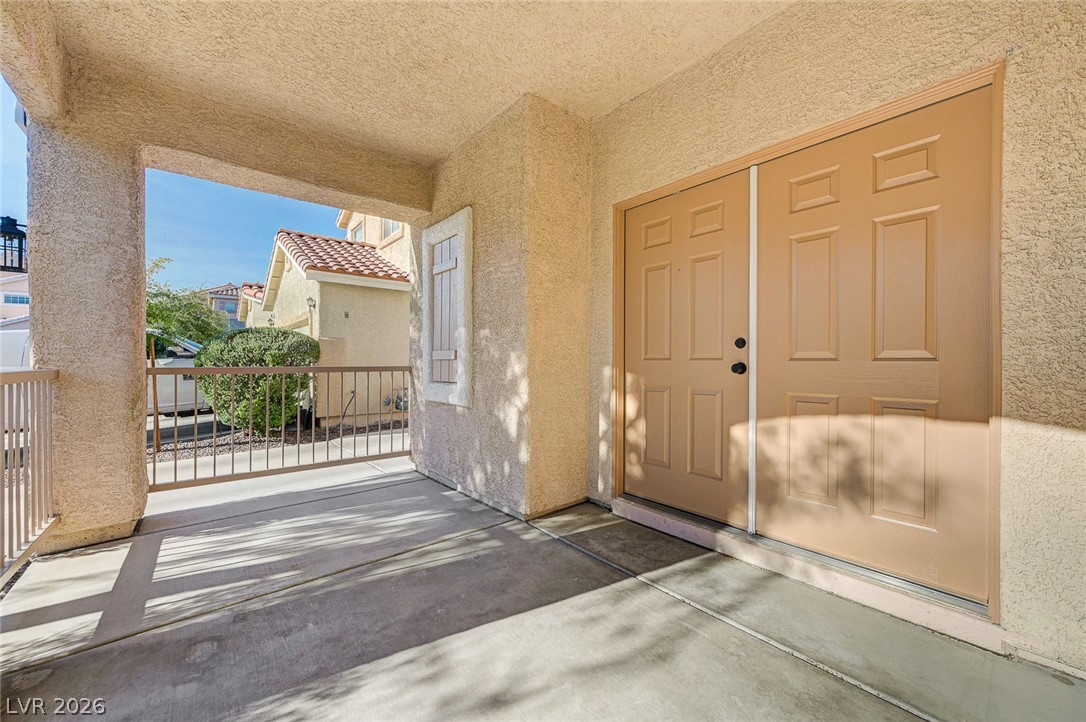 8838 Red Raven Court