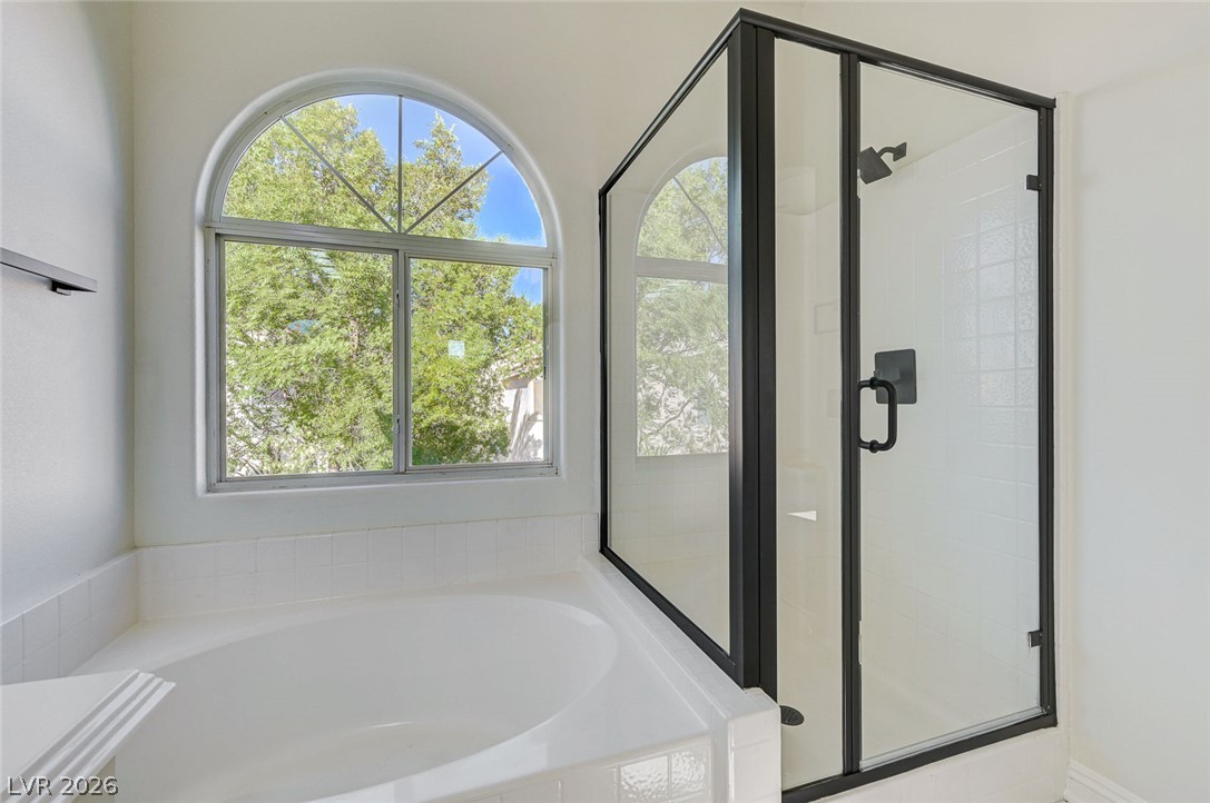 8838 Red Raven Court