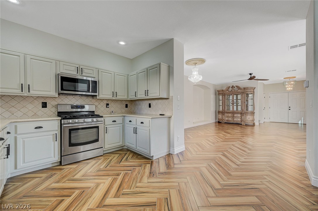 8838 Red Raven Court