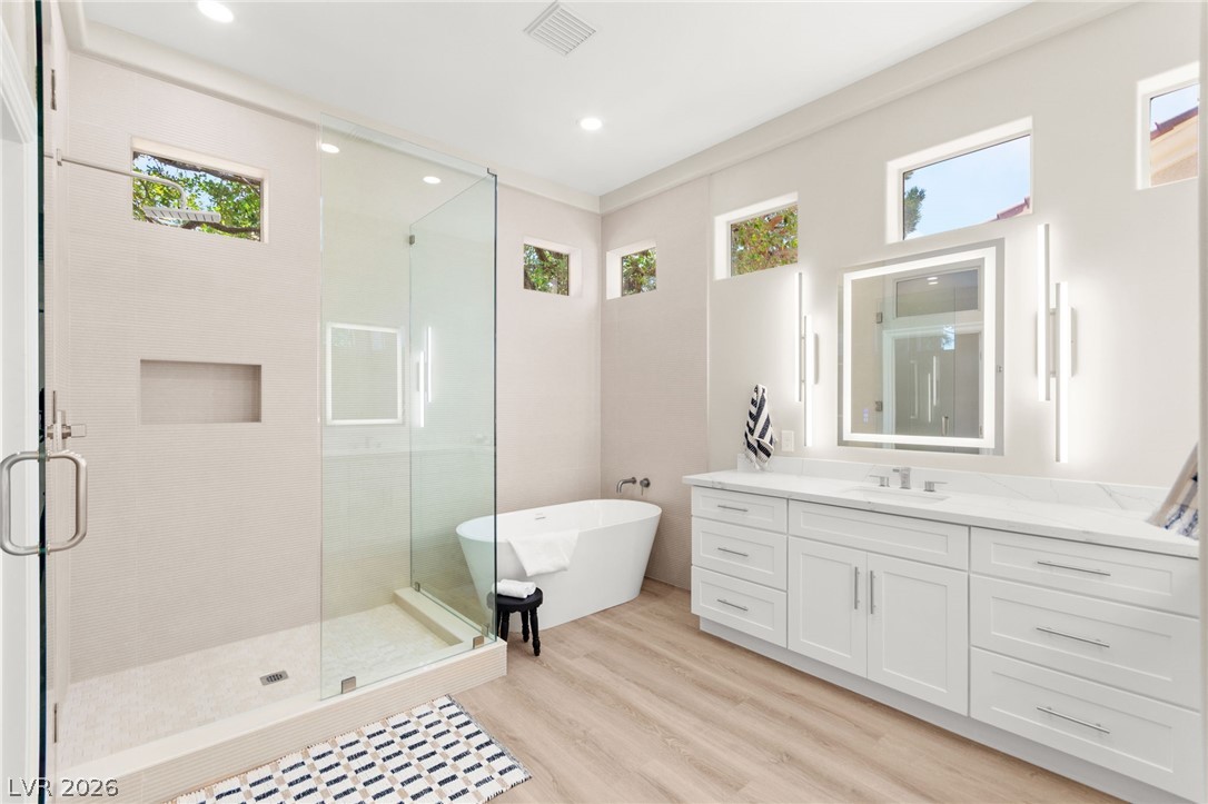 3024 Highland Falls Drive