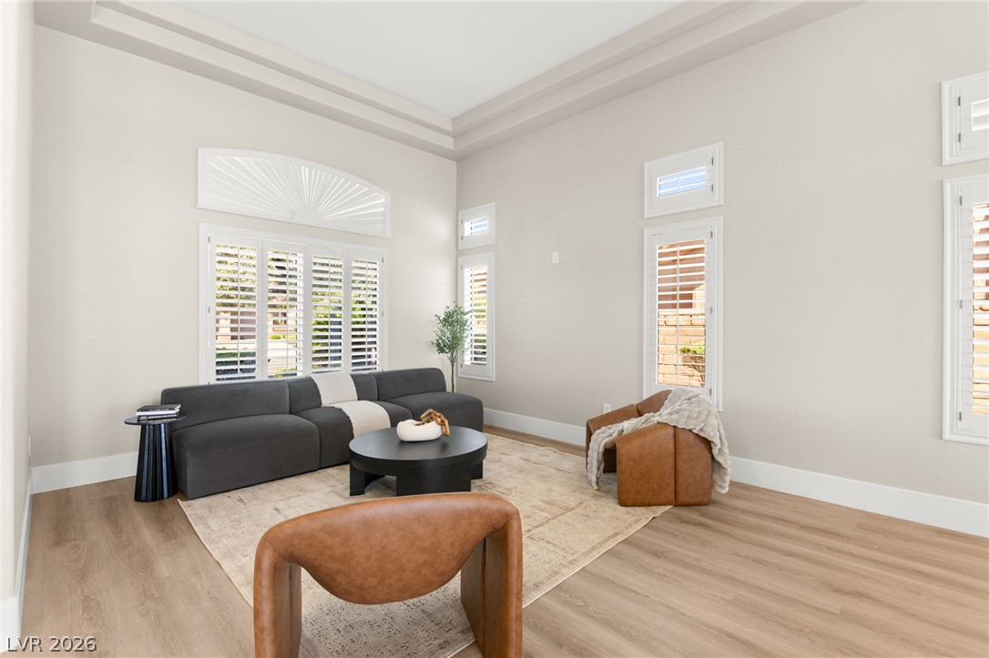 3024 Highland Falls Drive