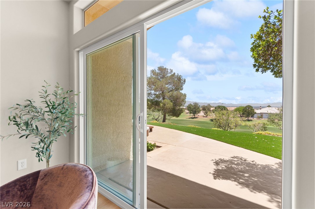 3024 Highland Falls Drive