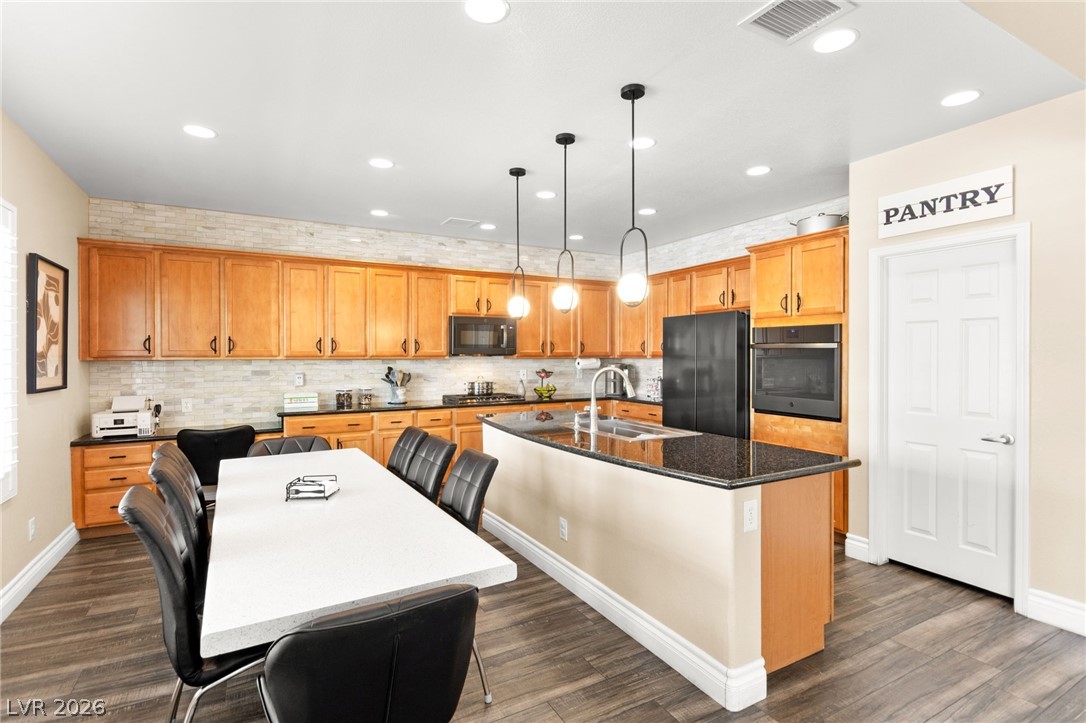 2524 Sturrock Drive