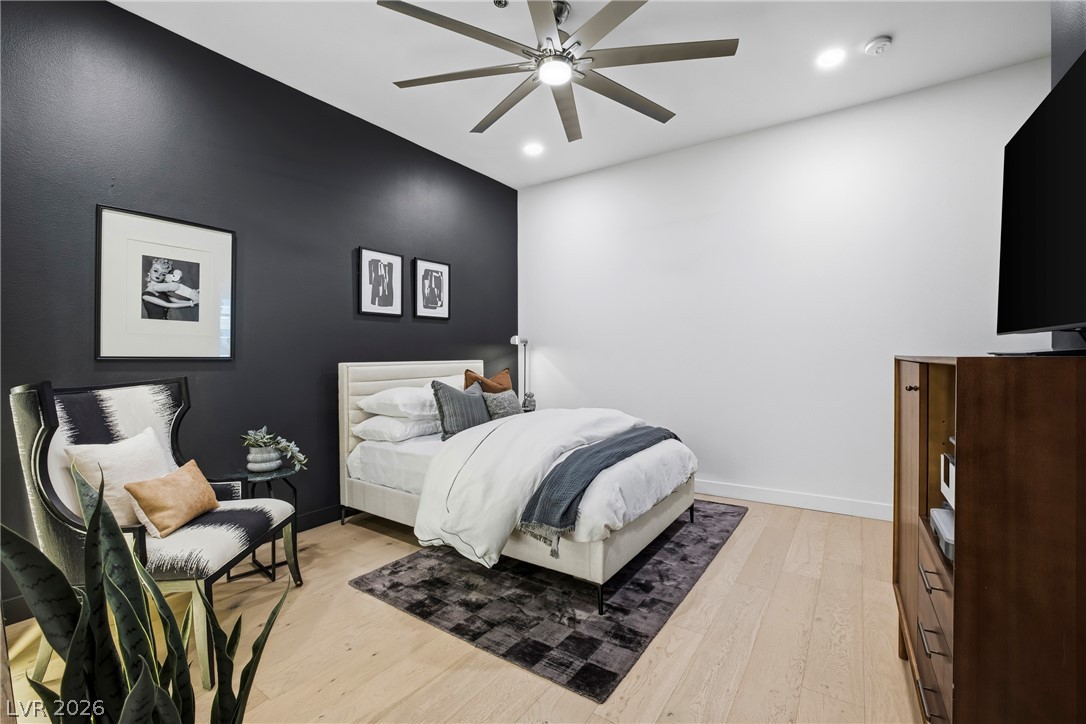 4575 Dean Martin Drive 307