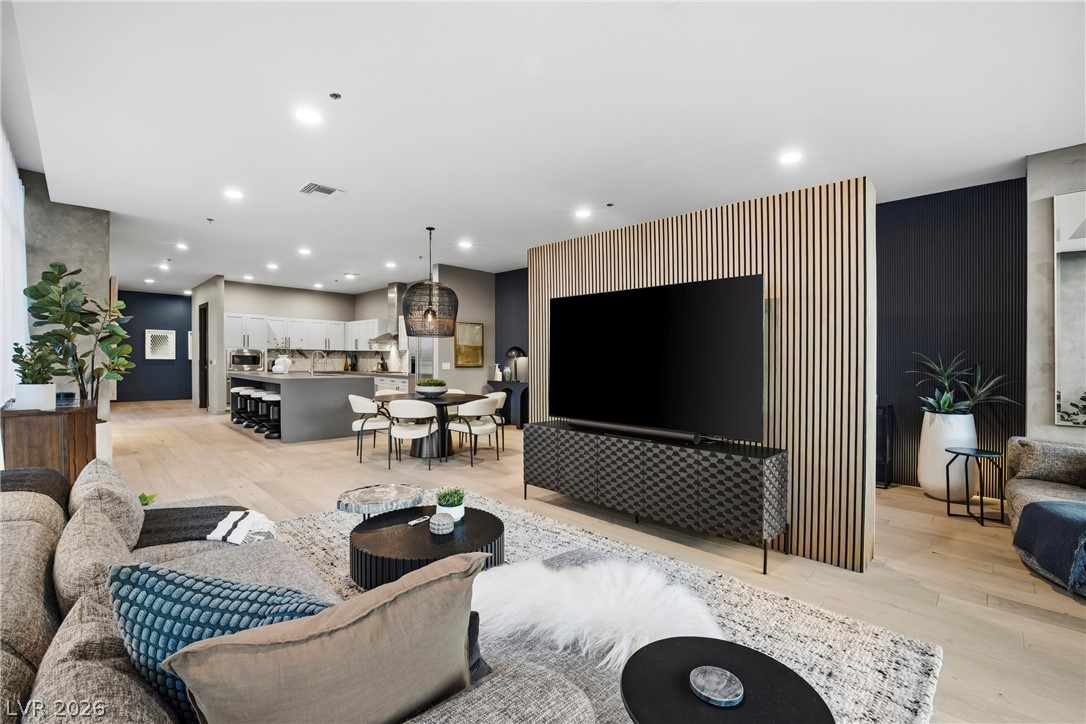 4575 Dean Martin Drive 307