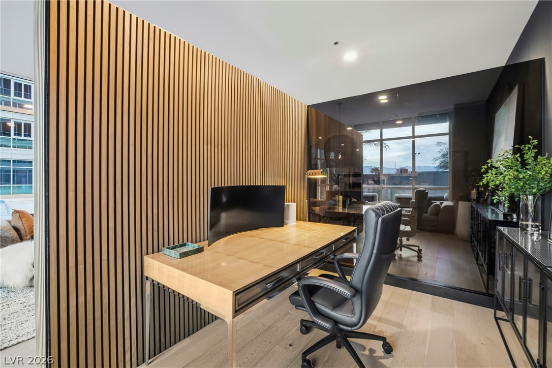 4575 Dean Martin Drive 307
