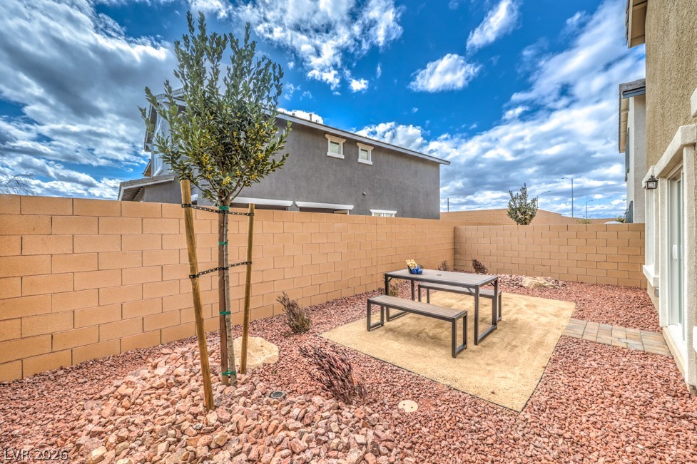 1097 Saffron Toucan Lane