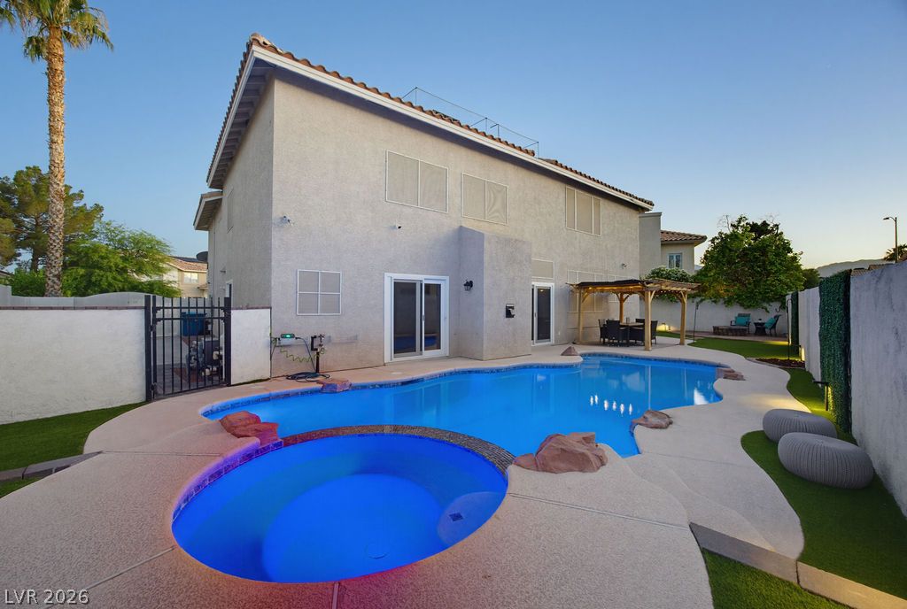 7424 Alcove Glen Court