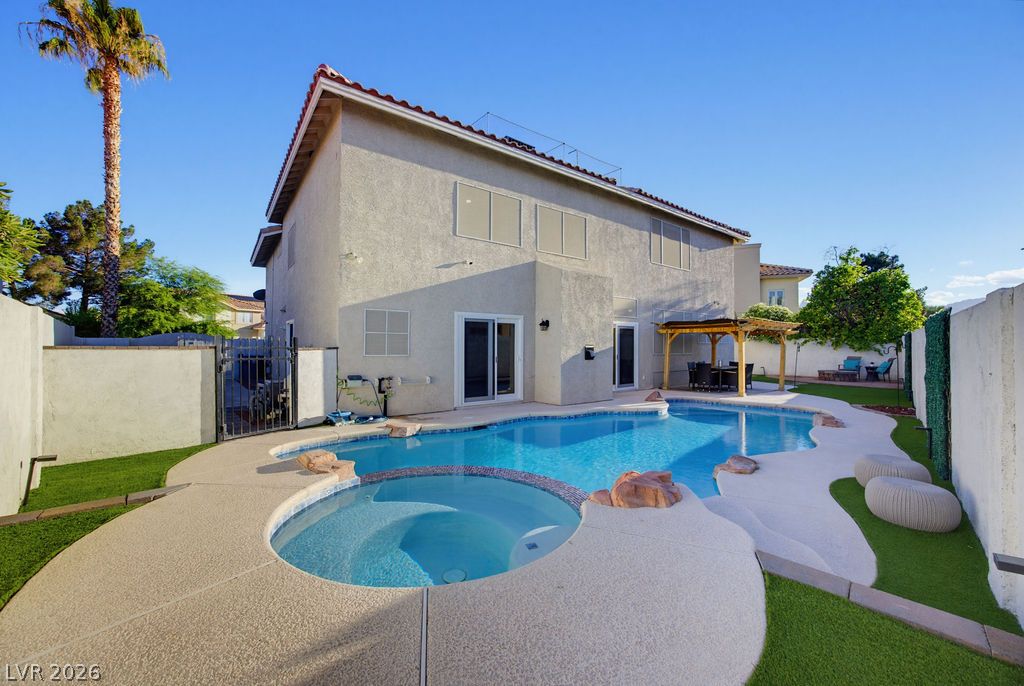 7424 Alcove Glen Court