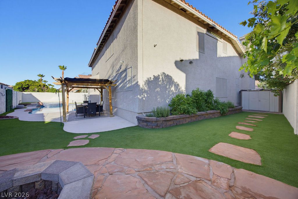 7424 Alcove Glen Court