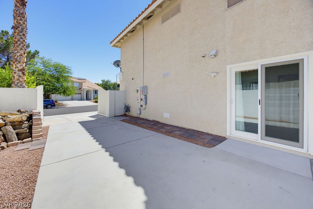 7424 Alcove Glen Court