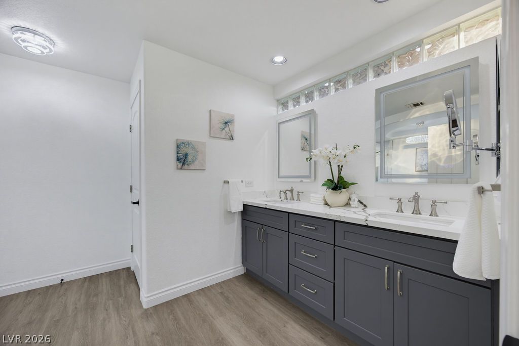 7424 Alcove Glen Court