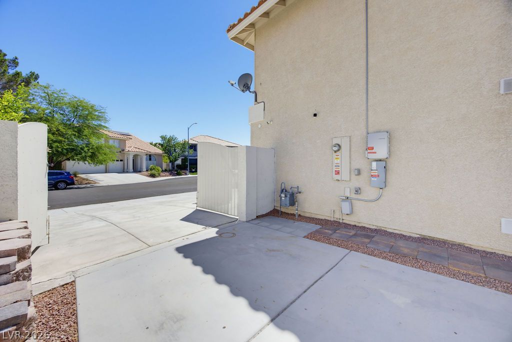 7424 Alcove Glen Court