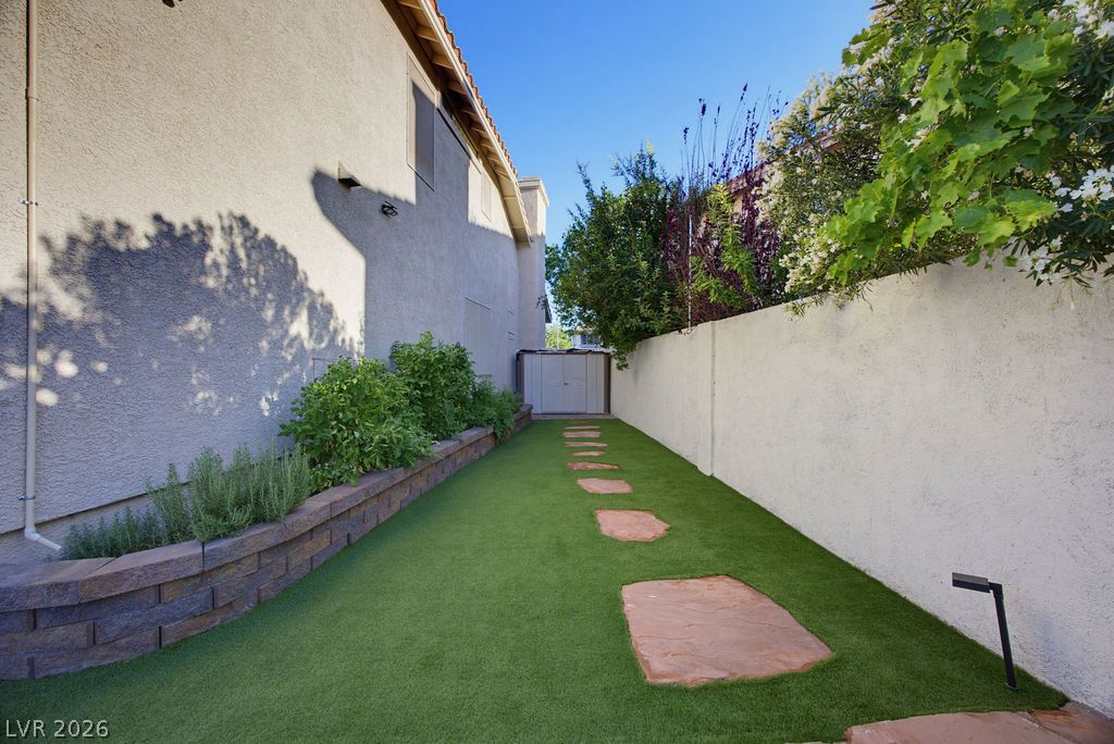 7424 Alcove Glen Court
