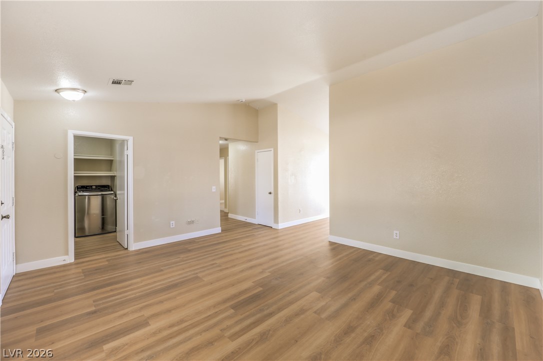 2119 Logsdon Drive