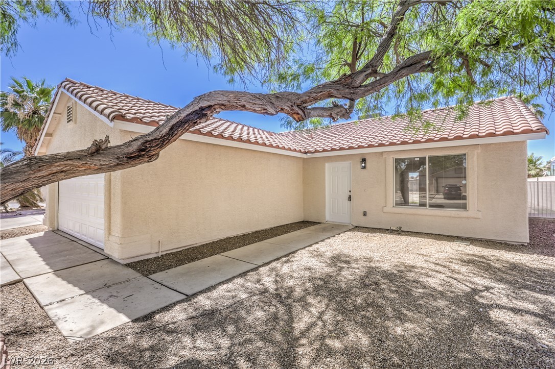 2119 Logsdon Drive