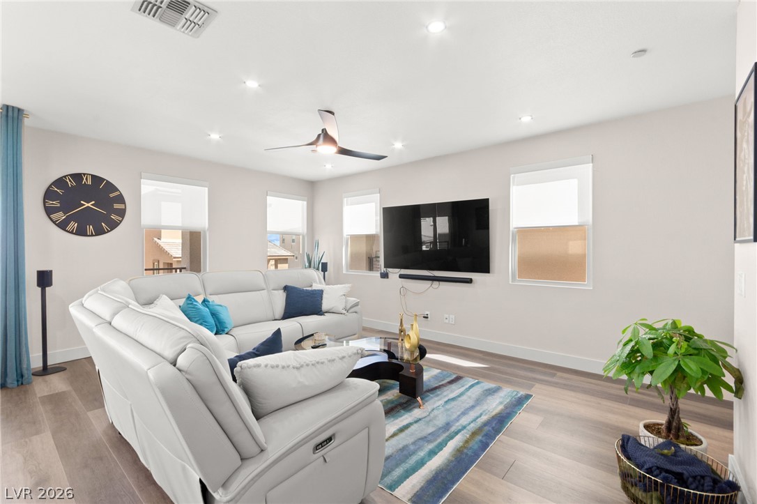 1424 Nocturnal Flight Street