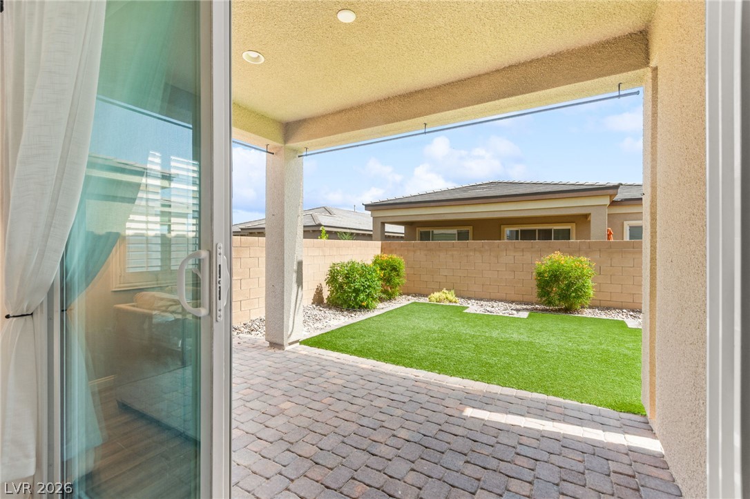 10149 Misty Step Avenue