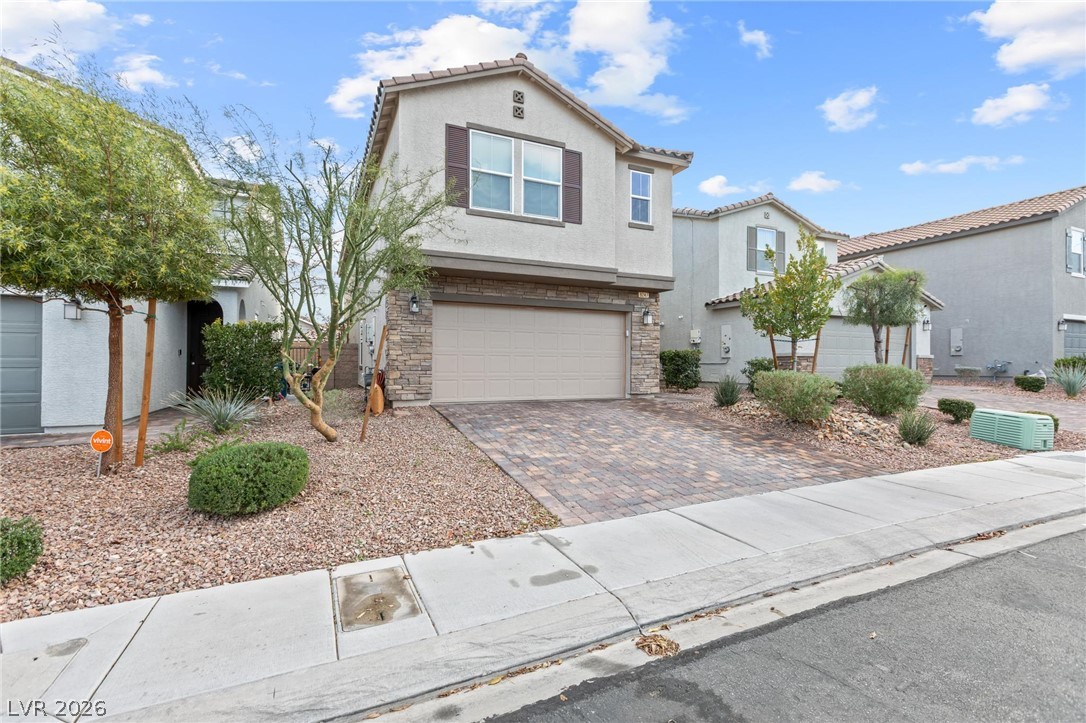 9247 Quartz Hills Avenue