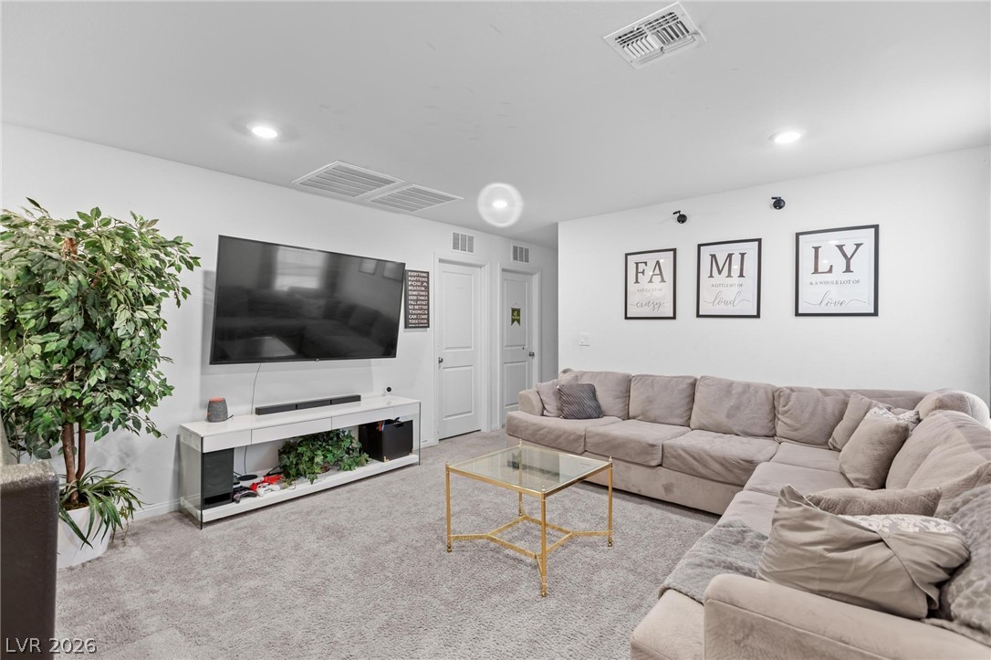 9247 Quartz Hills Avenue