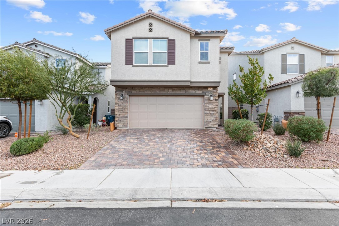9247 Quartz Hills Avenue