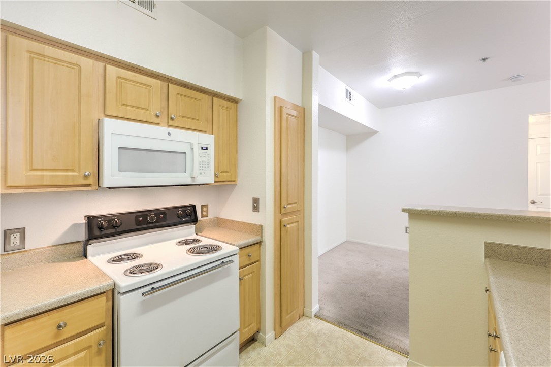6955 North Durango Drive 2014