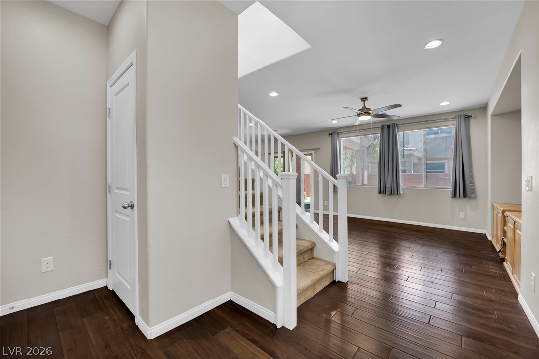 6648 Autumn Breeze Street