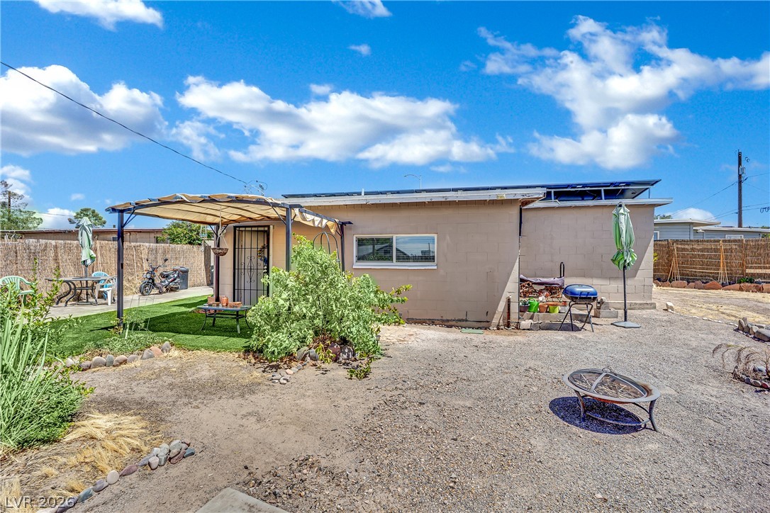 18 New Mexico Way
