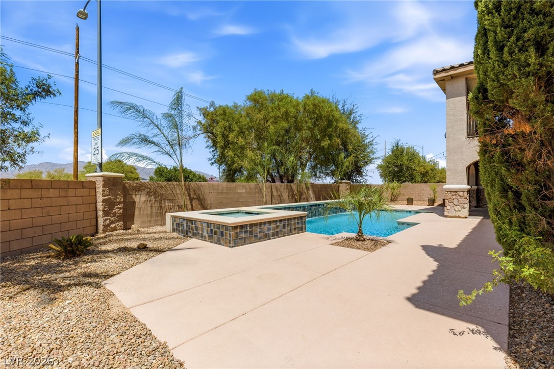 6644 Natalia Court