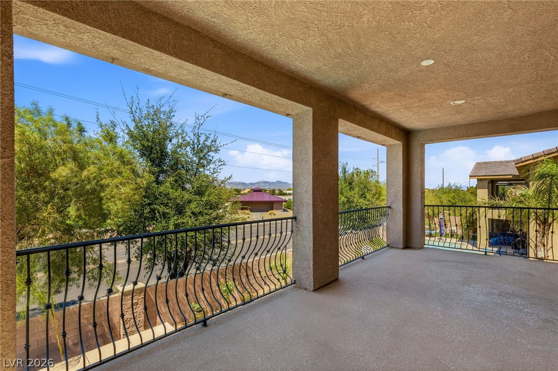 6644 Natalia Court