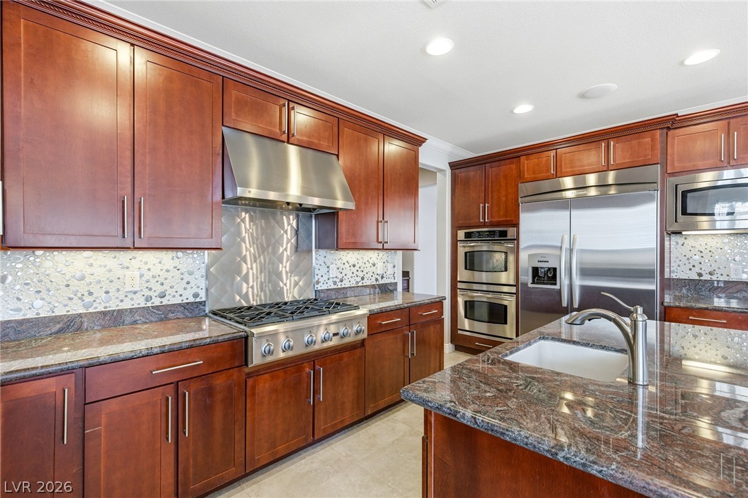 6644 Natalia Court