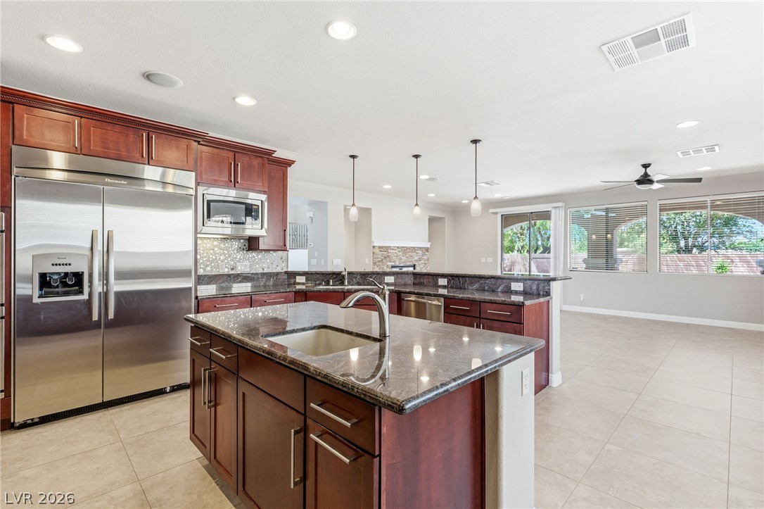 6644 Natalia Court