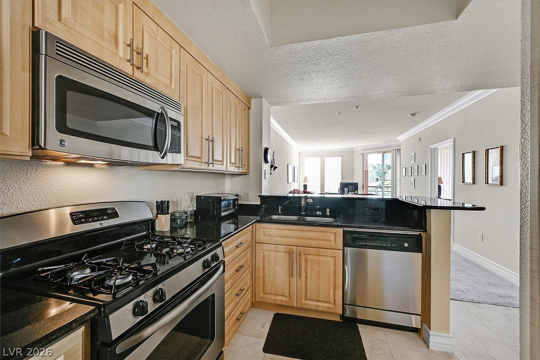 220 East Flamingo Road 305